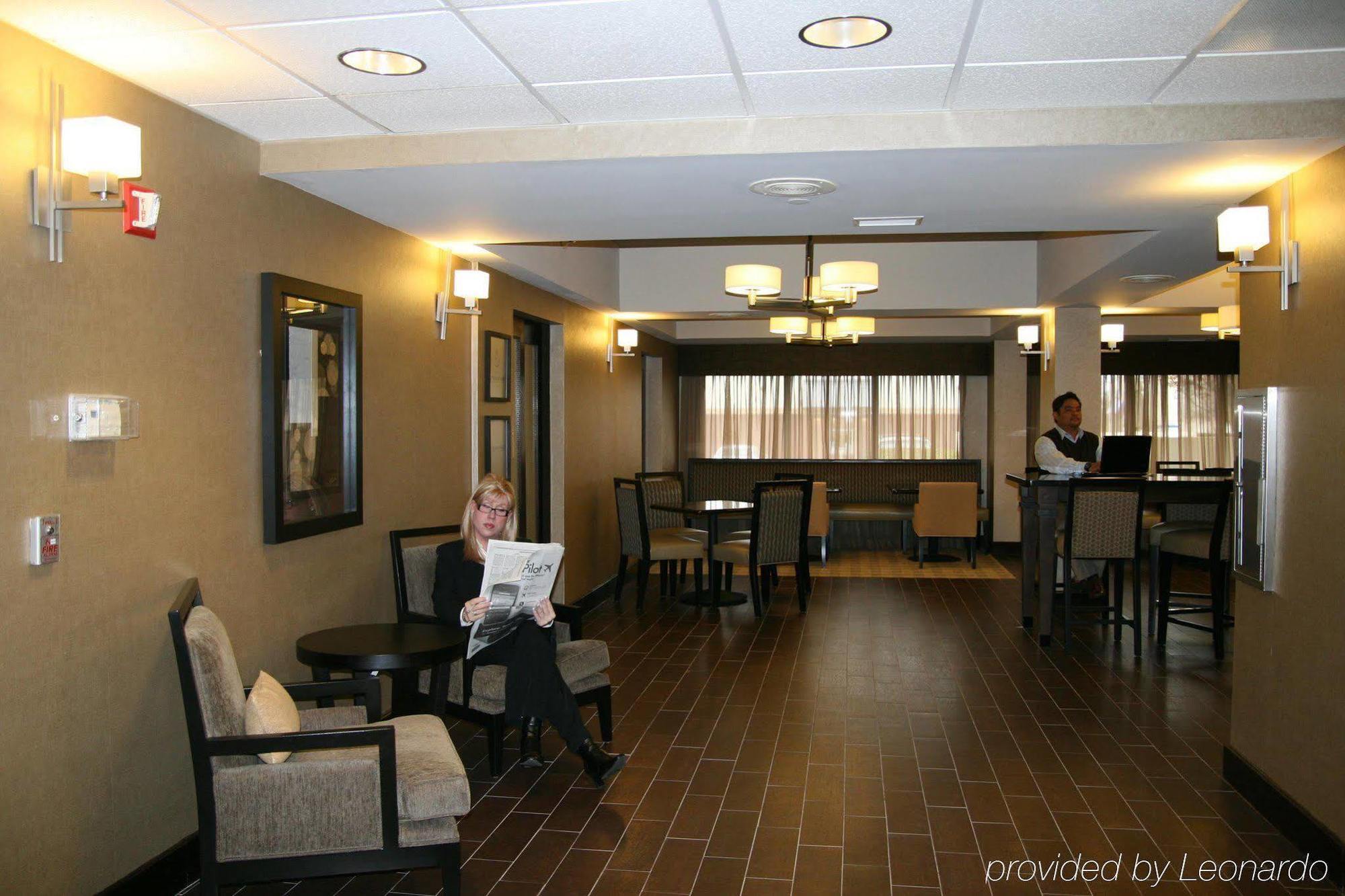Comfort Inn Plano-Dallas Beltér fotó